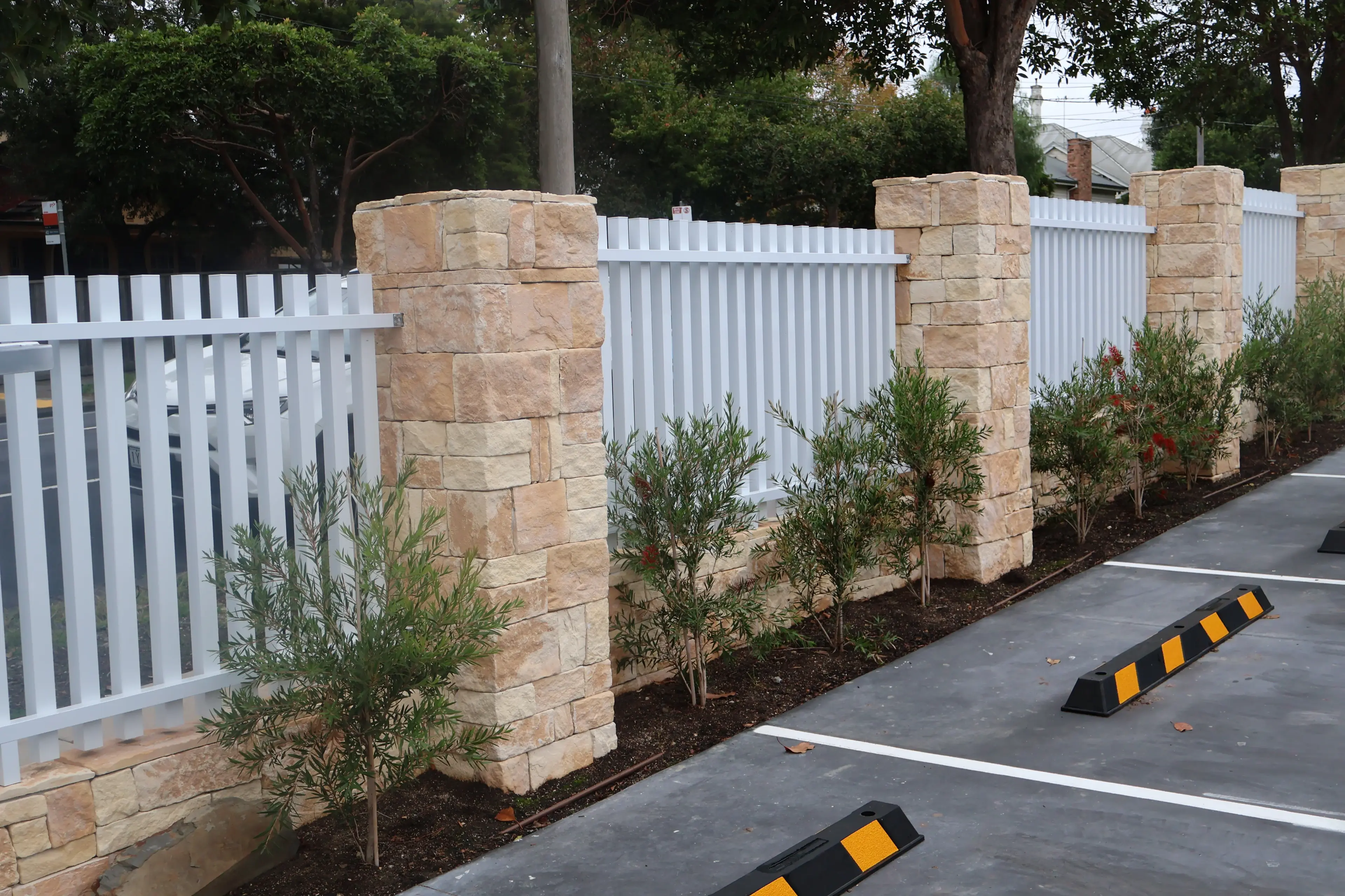 255 Pakington Street, image 17